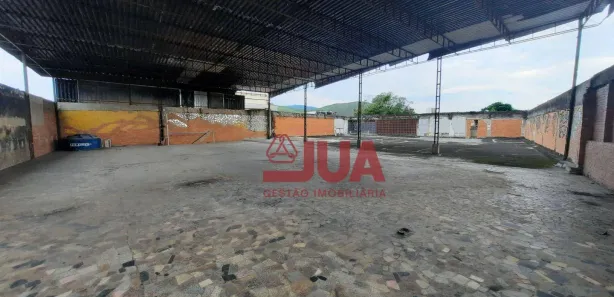 Loja / Salão / Ponto Comercial para alugar, 300m² no Centro, Queimados