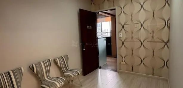 Prédio Inteiro à venda, 43m² no Zona Armazém, Maringá