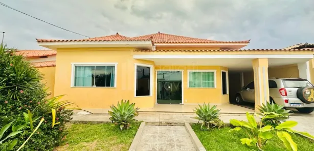 Casa com 4 Quartos à venda, 200m² no Parque Hotel, Araruama