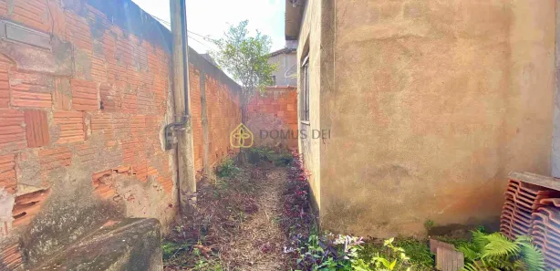 Casa com 2 Quartos à venda, 30m² no Colônia Santo Antônio, Barra Mansa