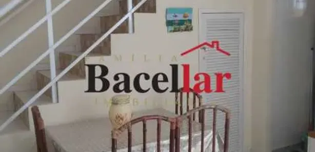 Casa de Vila com 2 Quartos à venda, 63m² no Jardim Flamboyant, Cabo Frio