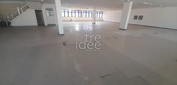Conjunto Comercial / Sala para alugar, 725m² no Centro, Curitiba