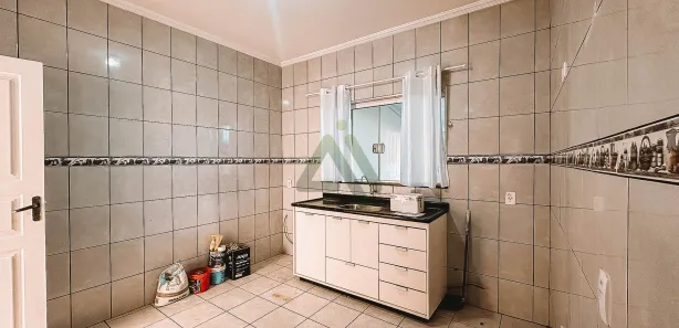 Sobrado com 3 Quartos para alugar, 160m² no Jardim Macarenko, Sumaré