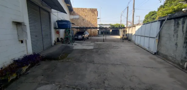 Galpão / Depósito / Armazém à venda, 8000m² no Vila São Luís, Duque de Caxias
