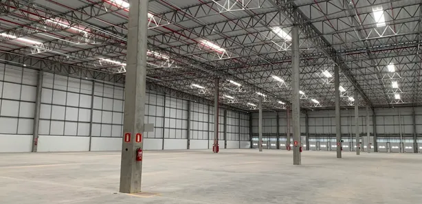 Galpão / Depósito / Armazém para alugar, 12000m² no Portão, Lauro de Freitas