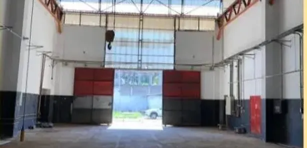 Galpão / Depósito / Armazém para venda ou aluguel, 2000m² no , Mairinque