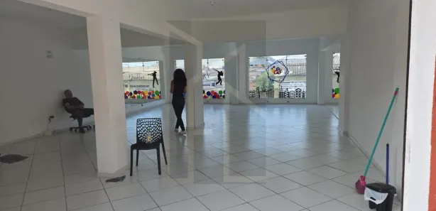 Conjunto Comercial / Sala para alugar, 135m² no Vila Monte Belo, Itaquaquecetuba