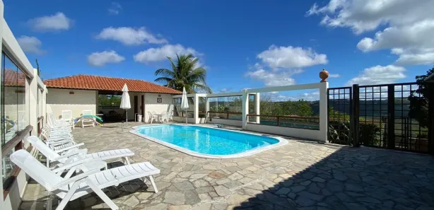 Fazenda / Sítio / Chácara com 5 Quartos à venda, 680m² no Alpes Suiços, Gravatá