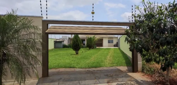 Casa com 1 Quarto para alugar, 500m² no , Regente Feijó