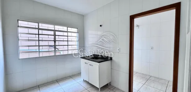 Loja / Salão / Ponto Comercial com 2 Quartos para alugar, 90m² no Nova Rússia, Ponta Grossa