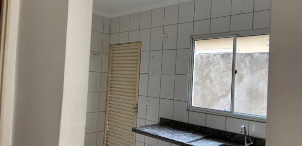 Casa de Condomínio com 3 Quartos para alugar, 69m² no Jardim Decolores, Trindade