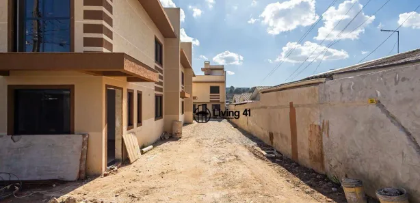 Casa de Condomínio com 3 Quartos à venda, 150m² no Santa Cândida, Curitiba