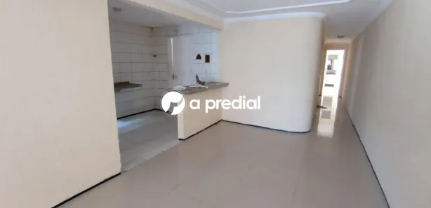 Casa com 4 Quartos para alugar, 300m² no Boa Vista-Castelão, Fortaleza