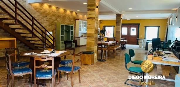 Loja / Salão / Ponto Comercial para venda ou aluguel, 315m² no , Atibaia