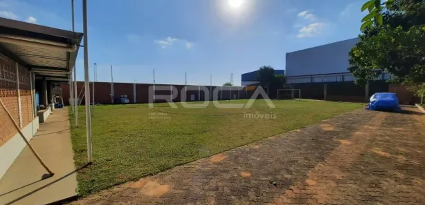 Galpão / Depósito / Armazém para venda ou aluguel, 1000m² no CEAT, São Carlos