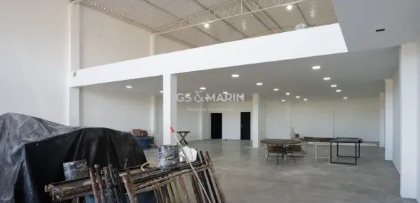 Loja / Salão / Ponto Comercial para alugar, 500m² no Jardim Alvorada, Cambé
