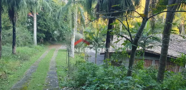 Fazenda / Sítio / Chácara com 4 Quartos à venda, 404m² no Chácaras Copaco, Arujá