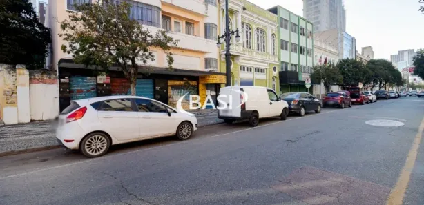 Prédio Inteiro à venda, 1340m² no Centro, Curitiba