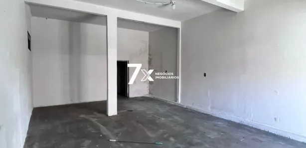 Loja / Salão / Ponto Comercial à venda, 104m² no Liberdade, Resende