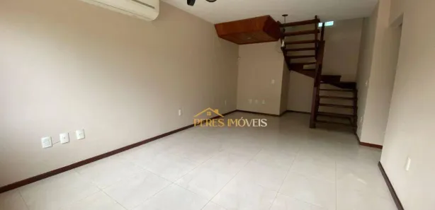Casa com 2 Quartos para venda ou aluguel, 110m² no Jardim Mariléa, Rio das Ostras