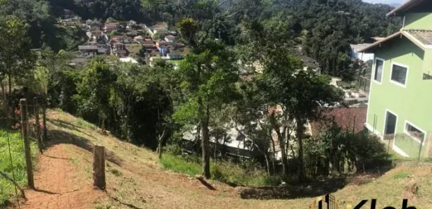 Terreno / Lote / Condomínio à venda, 647m² no Bingen, Petrópolis