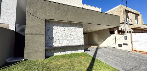 Casa de Condomínio com 3 Quartos à venda, 147m² no Jardins Capri, Senador Canedo