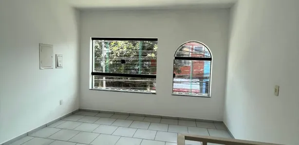 Casa Comercial com 2 Quartos para alugar, 88m² no Centro, Sorocaba