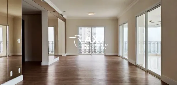 Apartamento com 2 Quartos para alugar, 240m² no Jardim Panorama, São Paulo