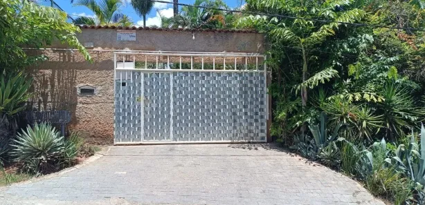 Fazenda / Sítio / Chácara com 8 Quartos à venda, 280m² no Chácaras Bom Retiro (Justinópolis), Ribeirão das Neves