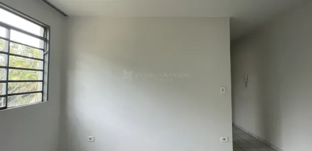 Apartamento com 1 Quarto para alugar, 40m² no Zona 07, Maringá