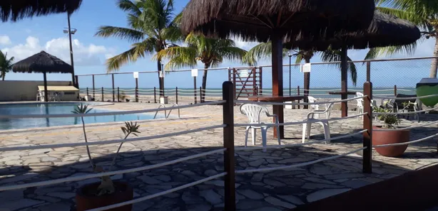 Casa de Condomínio com 4 Quartos para venda ou aluguel, 120m² no Maria Farinha, Paulista