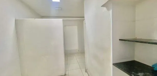 Loja / Salão / Ponto Comercial para alugar, 60m² no Centro, Marília