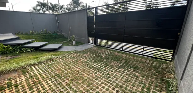 Sobrado com 3 Quartos à venda, 140m² no Residencial Boa Vista II, Senador Canedo