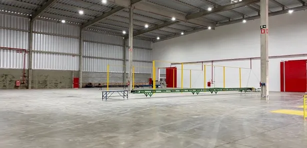 Galpão / Depósito / Armazém para alugar, 1000m² no Distrito Industrial, Rio Claro