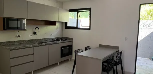 Casa de Condomínio com 2 Quartos para alugar, 80m² no Granja Viana II, Cotia