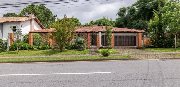 Casa Comercial para alugar, 400m² no Campina do Siqueira, Curitiba