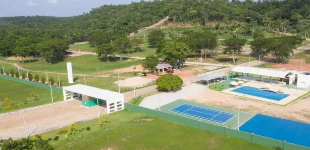 Terreno / Lote / Condomínio à venda, 2145m² no BR 343, Altos