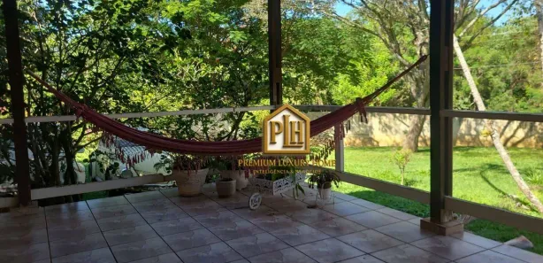 Fazenda / Sítio / Chácara com 3 Quartos para venda ou aluguel, 200m² no Vila Dom Pedro, Atibaia