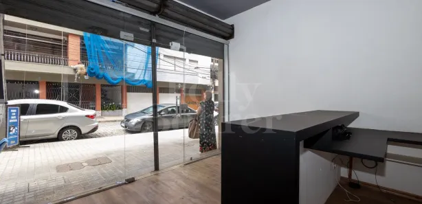 Loja / Salão / Ponto Comercial para alugar, 48m² no Centro, Nova Friburgo