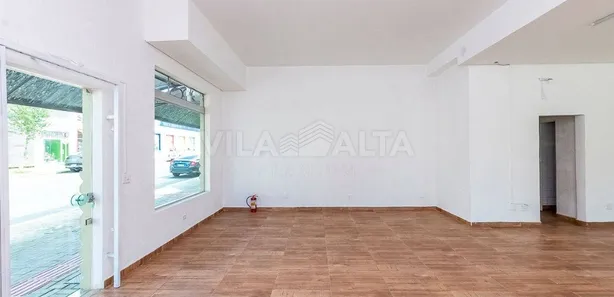 Loja / Salão / Ponto Comercial para alugar, 73m² no Juvevê, Curitiba