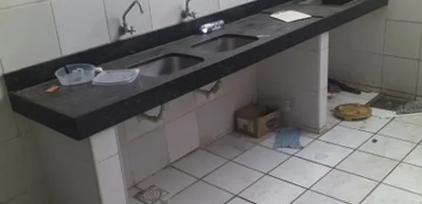 Prédio Inteiro para alugar, 600m² no Fátima, Fortaleza