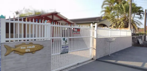 Casa com 4 Quartos para alugar, 150m² no Shangrila, Pontal do Paraná