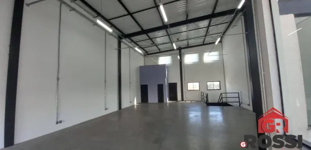 Loja / Salão / Ponto Comercial para alugar, 317m² no Jardim Galetto, Itatiba