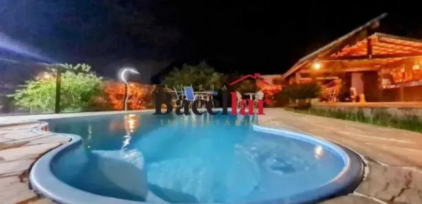 Casa de Condomínio com 3 Quartos à venda, 202m² no Limoeiro, Guapimirim