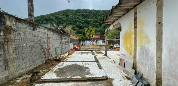 Terreno / Lote / Condomínio à venda, 480m² no Guaiúba, Guarujá