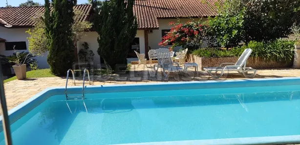 Fazenda / Sítio / Chácara com 4 Quartos para alugar, 1955m² no Curral, Ibiúna