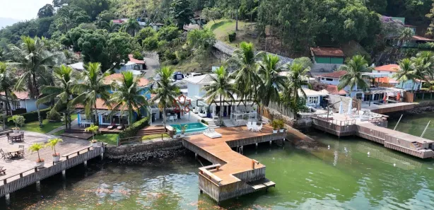 Casa de Condomínio com 4 Quartos à venda, 235m² no Retiro (Cunhambebe), Angra dos Reis