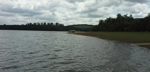 Terreno / Lote / Condomínio à venda, 1000m² no Balneário Quintas do Lago, Cláudio