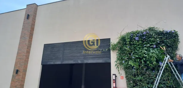 Galpão / Depósito / Armazém para alugar, 270m² no Jardim Julieta, Taubaté