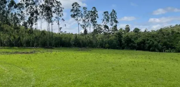Terreno / Lote / Condomínio à venda, 1000m² no , Alumínio